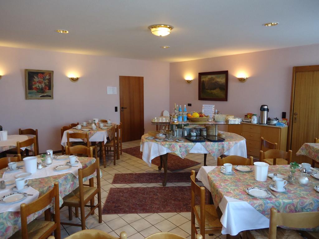 Enjoyhotel Garni Korntal Stuttgart B&B Eksteriør billede